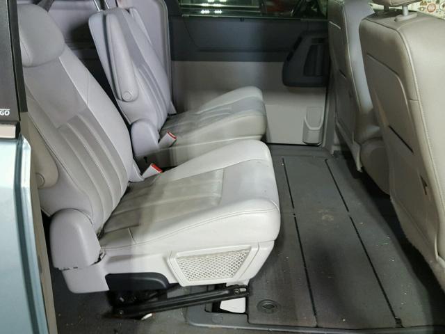 2A8HR54P08R760467 - 2008 CHRYSLER TOWN & COU BLUE photo 6