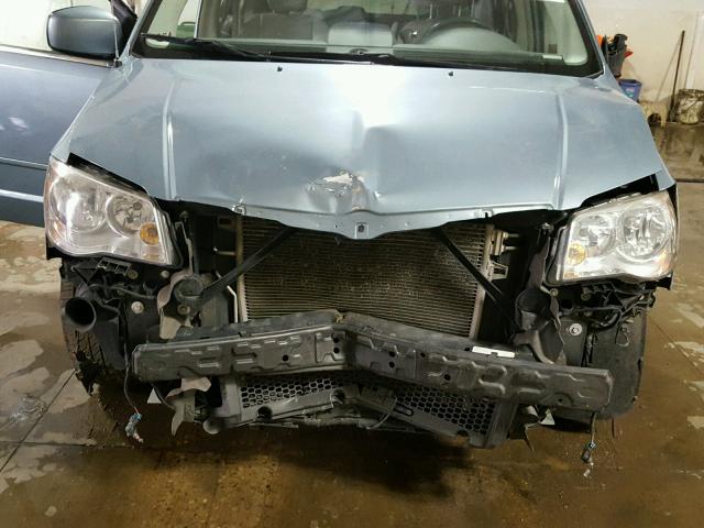 2A8HR54P08R760467 - 2008 CHRYSLER TOWN & COU BLUE photo 9