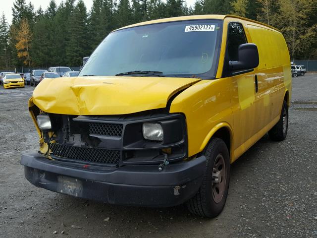 1GCSGAFX8D1132891 - 2013 CHEVROLET EXPRESS G1 YELLOW photo 2