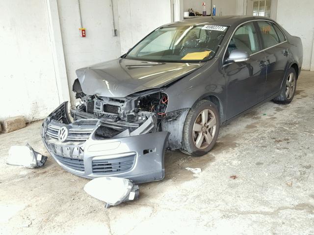 3VWRM71K68M150771 - 2008 VOLKSWAGEN JETTA SE GRAY photo 2