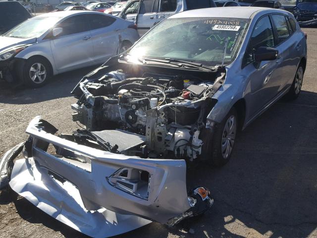 4S3GTAA67J3706560 - 2018 SUBARU IMPREZA GRAY photo 2