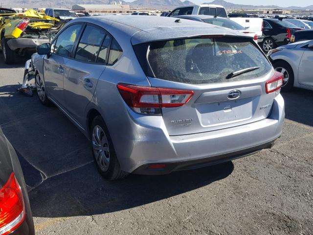 4S3GTAA67J3706560 - 2018 SUBARU IMPREZA GRAY photo 3