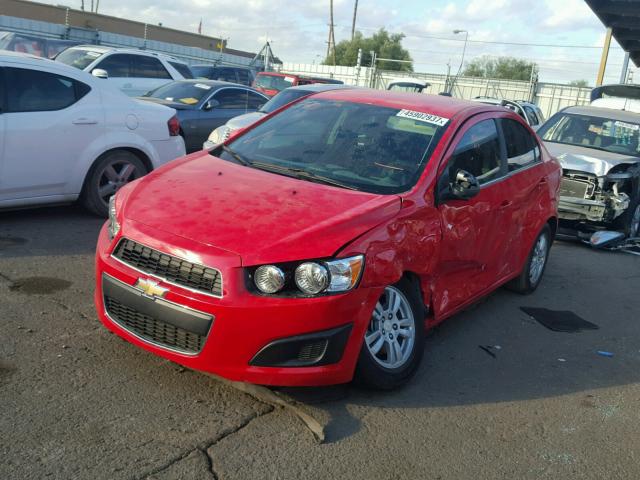 1G1JC5SH1F4217983 - 2015 CHEVROLET SONIC LT RED photo 2