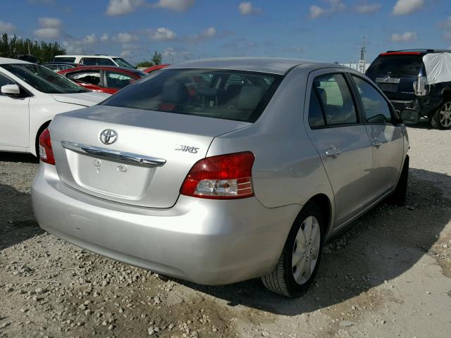 JTDBT4K33CL018557 - 2012 TOYOTA YARIS GRAY photo 4