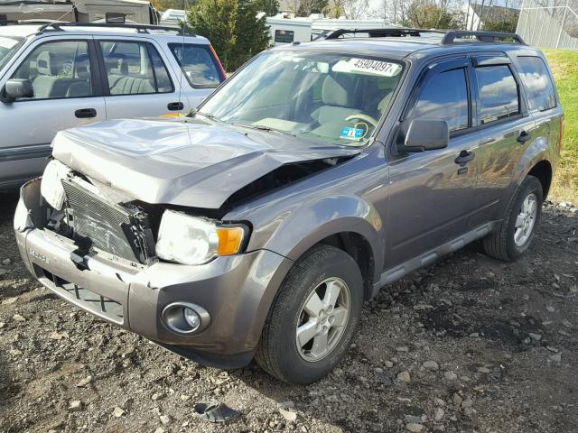 1FMCU9DG4AKB64088 - 2010 FORD ESCAPE XLT GRAY photo 2