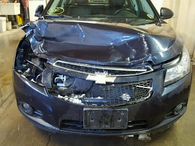 1G1PG5SB6E7303006 - 2014 CHEVROLET CRUZE BLUE photo 9