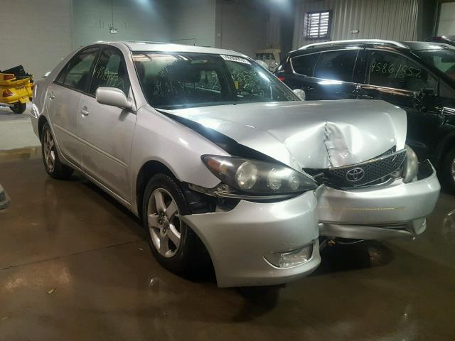 4T1BE32K95U610856 - 2005 TOYOTA CAMRY LE ვერცხლისფერი ფოტო 1