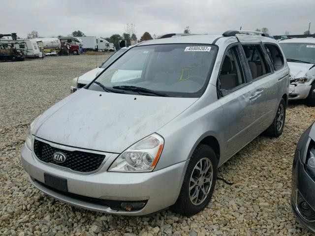 KNDMG4C7XE6542577 - 2014 KIA SEDONA LX SILVER photo 2