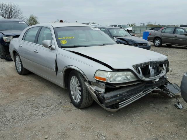 1LNHM81W15Y645687 - 2005 LINCOLN TOWN CAR S SILVER photo 1