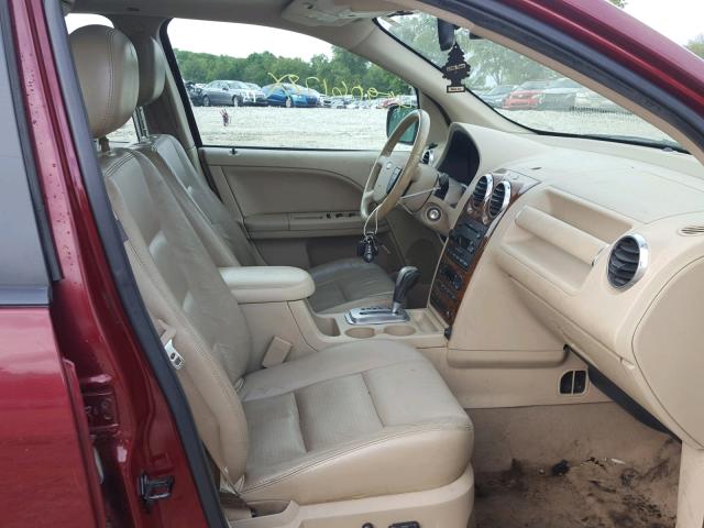 1FMDK06165GA50262 - 2005 FORD FREESTYLE RED photo 5