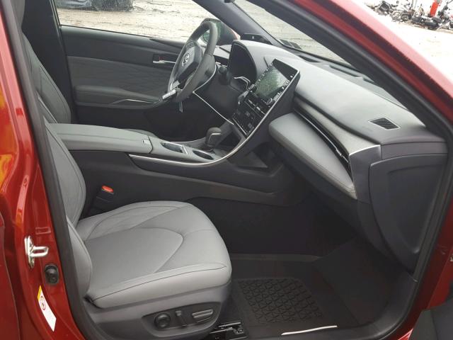 4T1BZ1FB6KU005899 - 2019 TOYOTA AVALON XLE RED photo 5