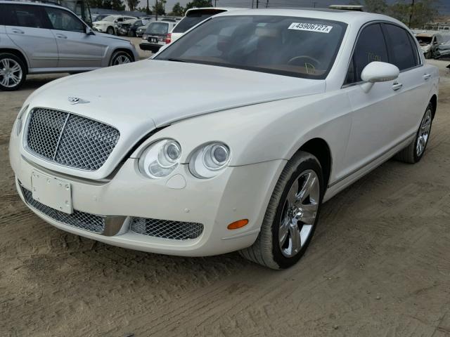 SCBBR93W38C051508 - 2008 BENTLEY CONTINENTA WHITE photo 2