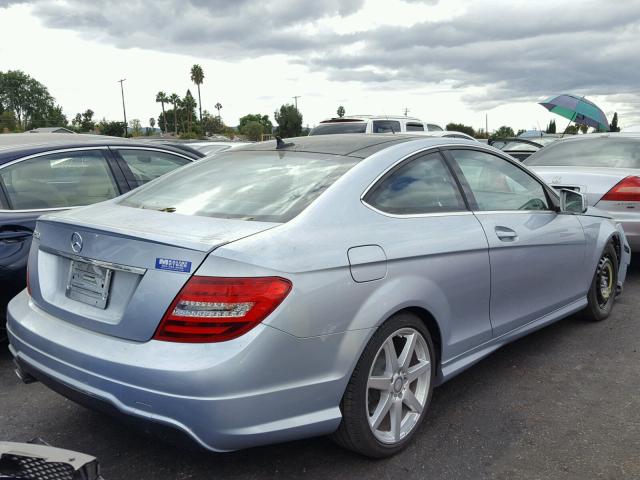 WDDGJ4HB3DG021159 - 2013 MERCEDES-BENZ C 250 BLUE photo 4