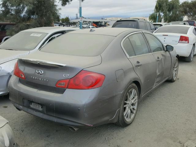 JN1CV6AP2DM300640 - 2013 INFINITI G37 BASE GRAY photo 4