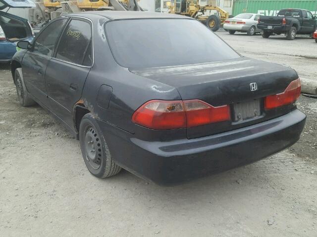 1HGCG5558XA164015 - 1999 HONDA ACCORD BLACK photo 3