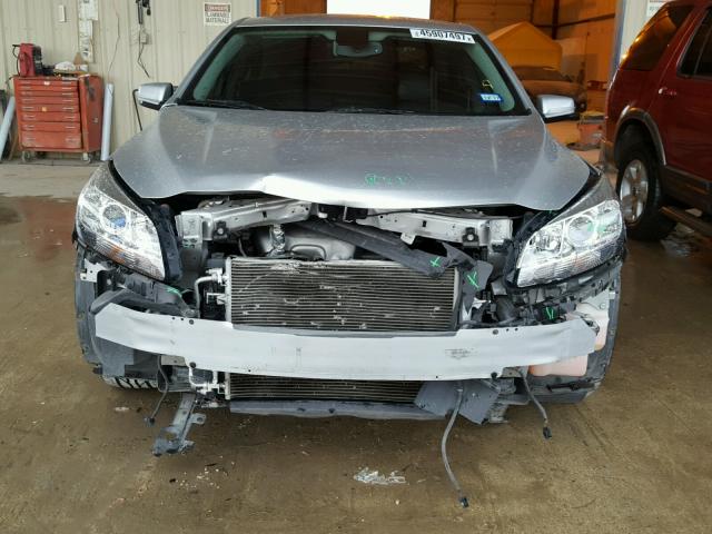 1G11H5SA1DF246860 - 2013 CHEVROLET MALIBU LTZ SILVER photo 9