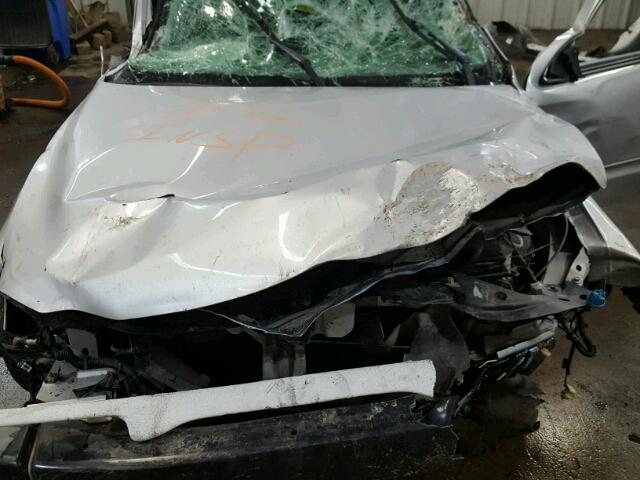 1G2NF52E54M688767 - 2004 PONTIAC GRAND AM S 银色 照片 7