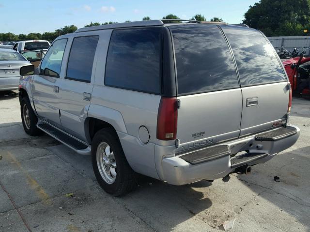 1GKEK13R6XR915588 - 1999 GMC DENALI SILVER photo 3