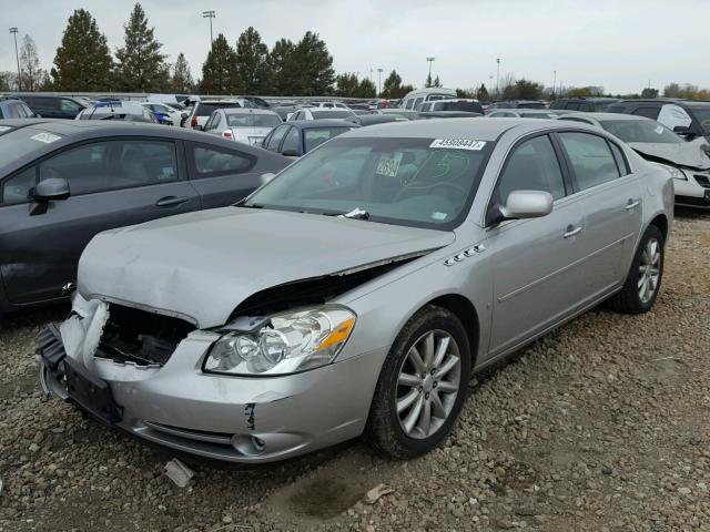 1G4HE57Y08U108650 - 2008 BUICK LUCERNE SILVER photo 2