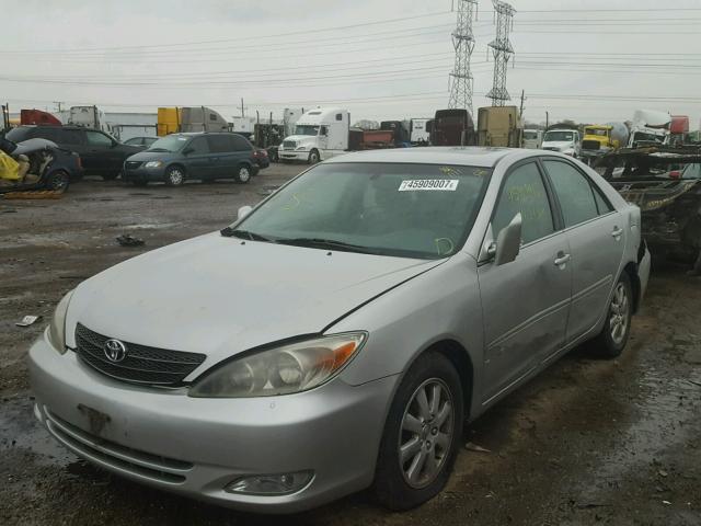 4T1BE30K03U246472 - 2003 TOYOTA CAMRY LE SILVER photo 2