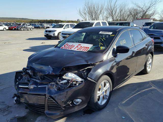 1FAHP3F22CL284281 - 2012 FORD FOCUS BLACK photo 2