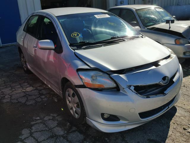 JTDBT923481234868 - 2008 TOYOTA YARIS SILVER photo 1