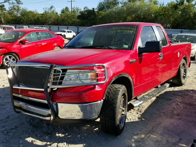 1FTPX12V86NB45680 - 2006 FORD F150 RED photo 2