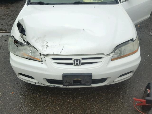 1HGCG32072A006075 - 2002 HONDA ACCORD SE WHITE photo 7