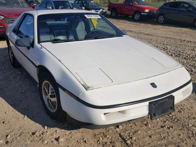 1G2PE11R1HP242211 - 1987 PONTIAC FIERO WHITE photo 1