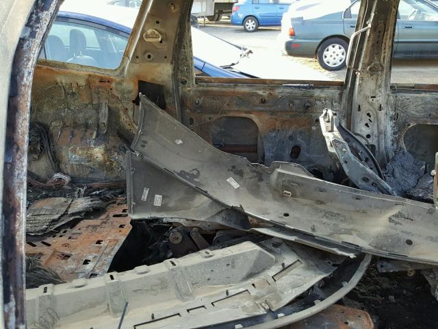 1GNLRHED9AS107574 - 2010 CHEVROLET TRAVERSE L BURN photo 6