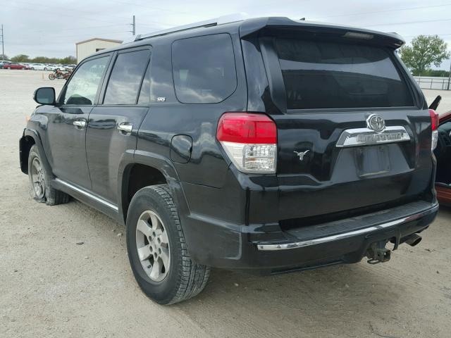 JTEBU5JR9A5032341 - 2010 TOYOTA 4RUNNER SR BLACK photo 3