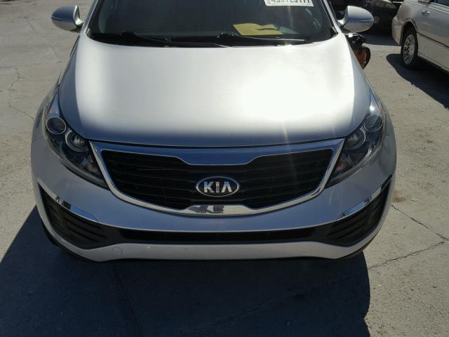 KNDPB3A29D7463598 - 2013 KIA SPORTAGE B SILVER photo 7