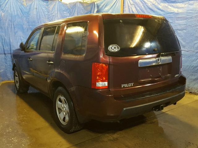 5FNYF4H29AB020216 - 2010 HONDA PILOT LX BURGUNDY photo 3