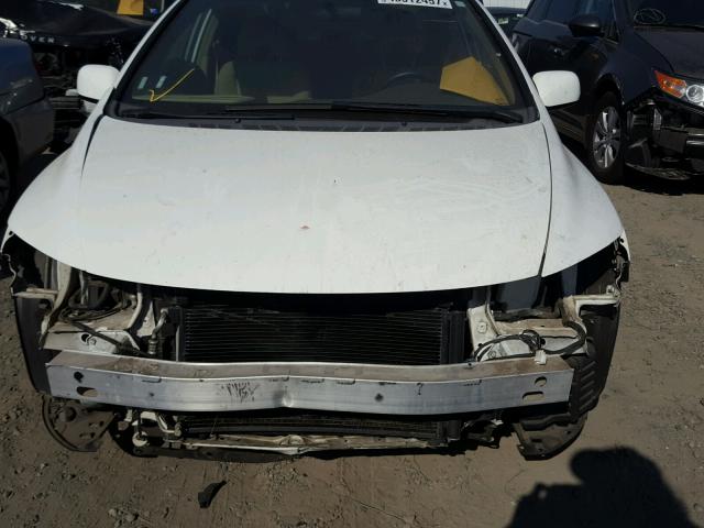 2HGFG11698H559036 - 2008 HONDA CIVIC LX WHITE photo 9