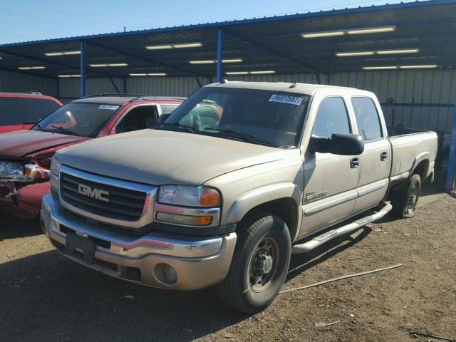 1GTHK231X4F155963 - 2004 GMC SIERRA K25 GOLD photo 2