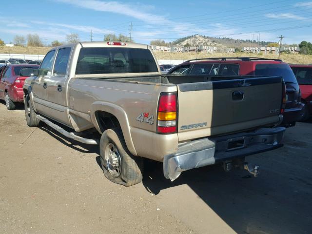 1GTHK231X4F155963 - 2004 GMC SIERRA K25 GOLD photo 3