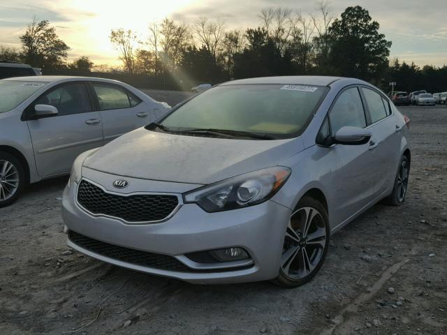 KNAFX4A84F5361032 - 2015 KIA FORTE SILVER photo 2