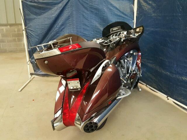 5VPSD36D093001686 - 2009 VICTORY MOTORCYCLES VISION TOU MAROON photo 4