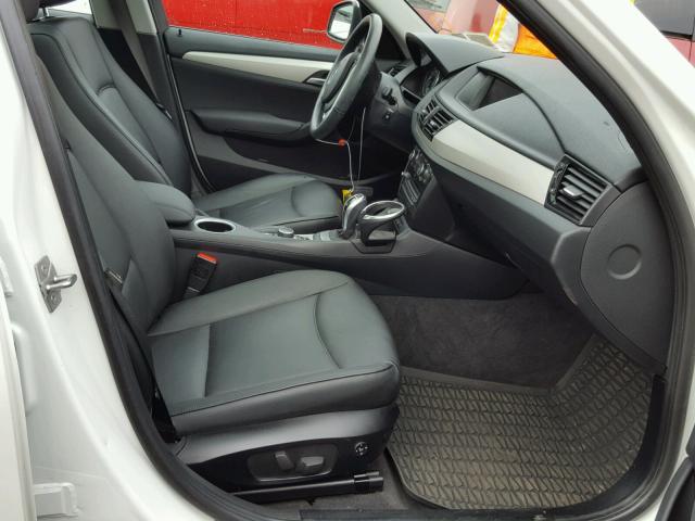 WBAVL1C53DVR92358 - 2013 BMW X1 XDRIVE2 白色 照片 5