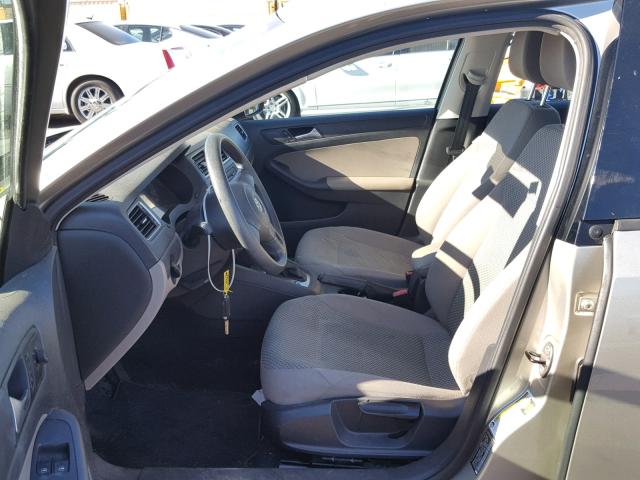 3VW2K7AJ6EM332576 - 2014 VOLKSWAGEN JETTA BASE GOLD photo 5