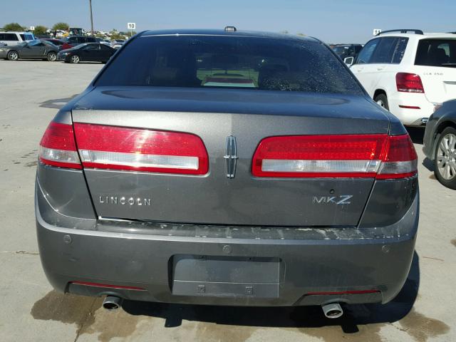 3LNHL2GC6AR652608 - 2010 LINCOLN MKZ GRAY photo 10