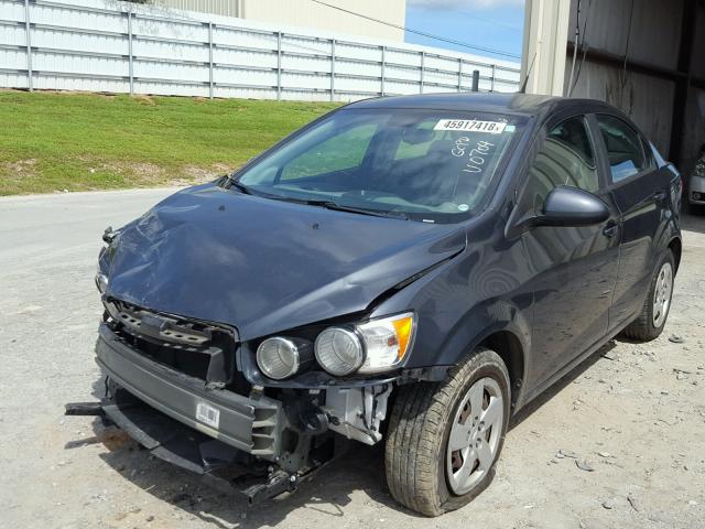 1G1JA5SH8D4120704 - 2013 CHEVROLET SONIC LS GRAY photo 2