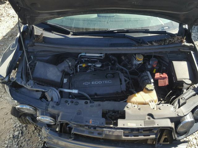 1G1JA5SH8D4120704 - 2013 CHEVROLET SONIC LS GRAY photo 7