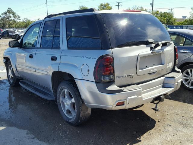 1GNDS13S372231964 - 2007 CHEVROLET TRAILBLAZE SILVER photo 3