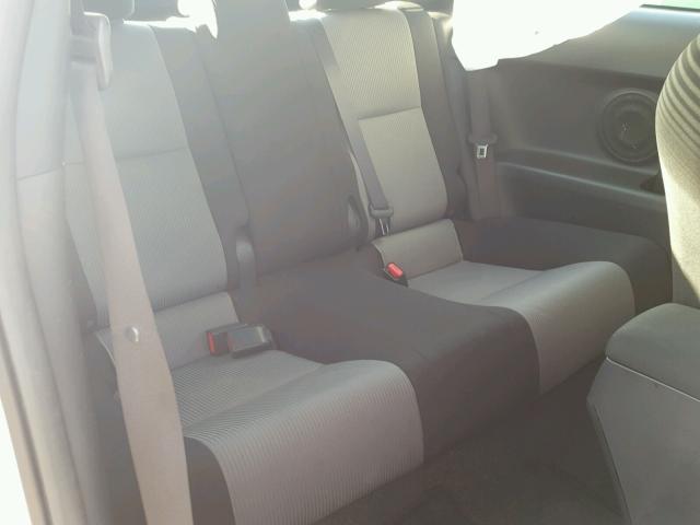 JTKJF5C72F3089336 - 2015 TOYOTA SCION TC 白色 照片 6