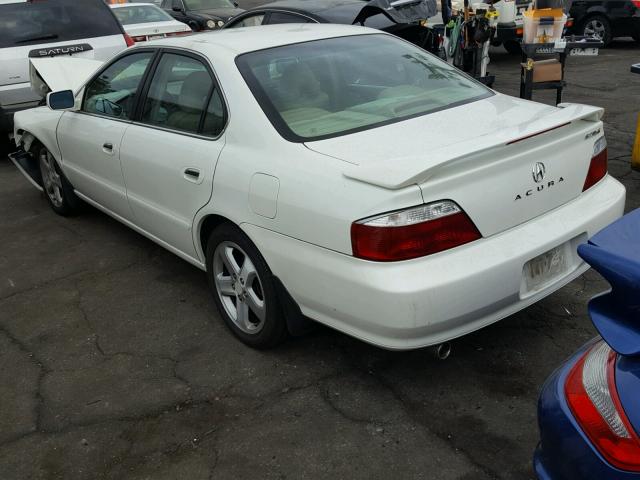 19UUA56832A000341 - 2002 ACURA 3.2TL TYPE WHITE photo 3