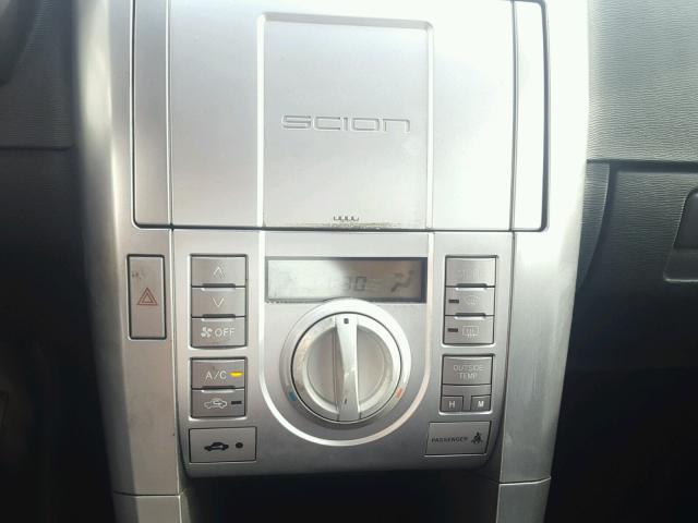 JTKDE177X50013110 - 2005 TOYOTA SCION TC 灰色 照片 9