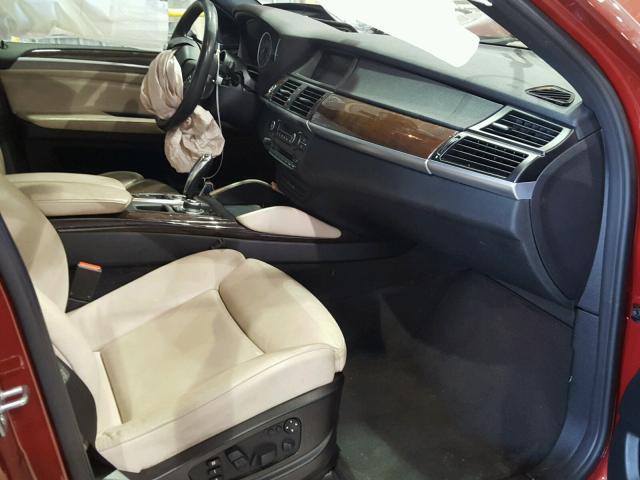 5UXFG8C54BLZ95507 - 2011 BMW X6 XDRIVE5 Қызыл фото 5