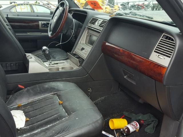 5LMFU28586LJ26844 - 2006 LINCOLN NAVIGATOR SILVER photo 5