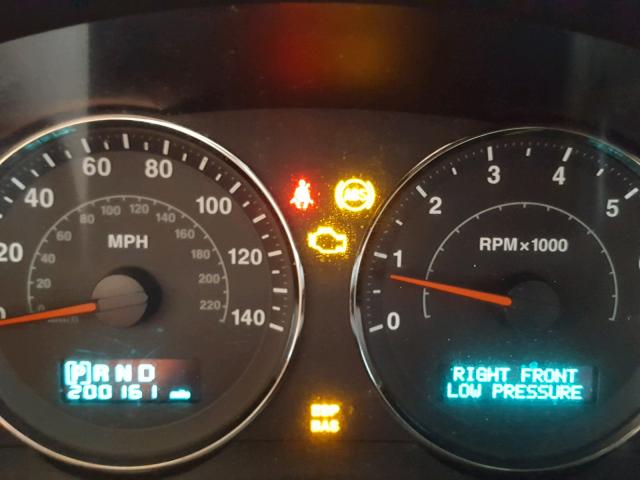 1J8HG58246C133460 - 2006 JEEP COMMANDER BLACK photo 8